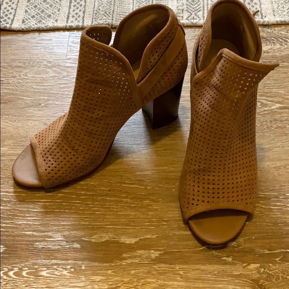 Sam Edelman size 6.5 booties